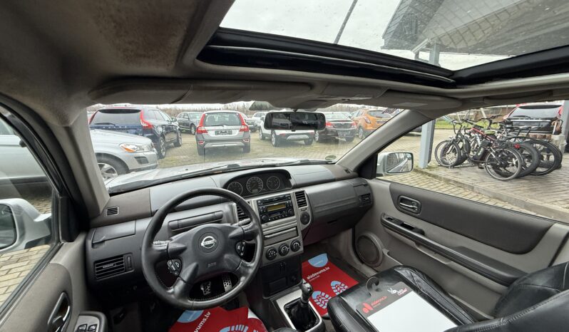 
								NISSAN XTRAIL pilns									