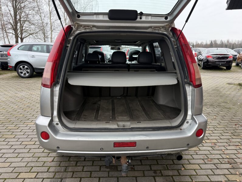 
								NISSAN XTRAIL pilns									