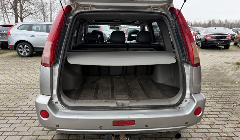 
								NISSAN XTRAIL pilns									