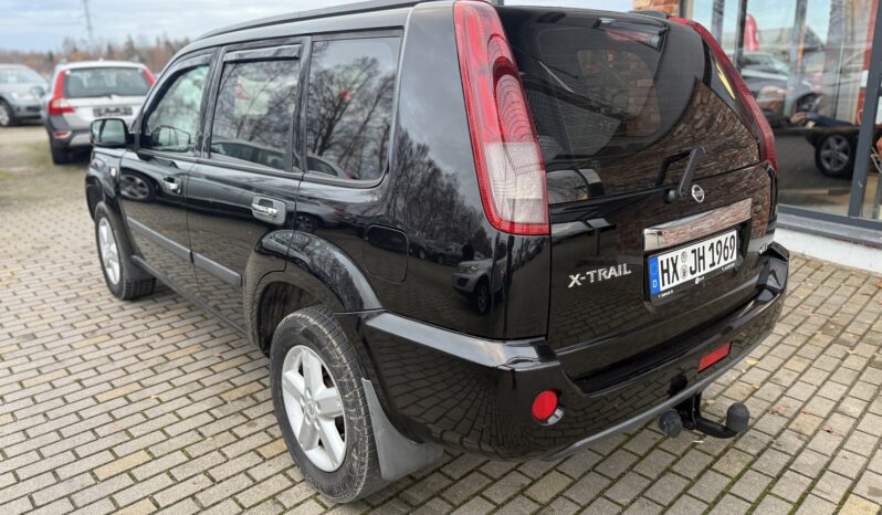
								NISSAN XTRAIL pilns									