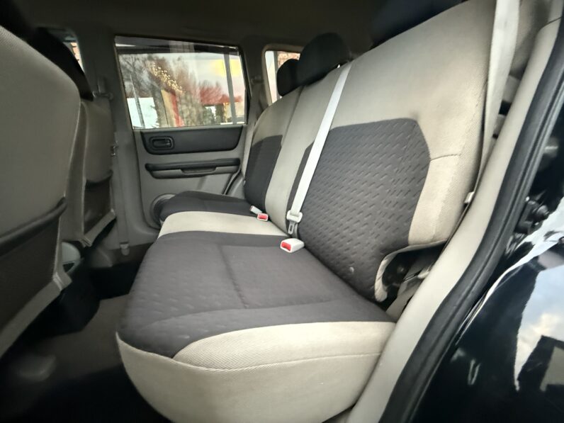 
								NISSAN XTRAIL pilns									