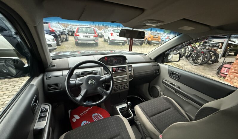 
								NISSAN XTRAIL pilns									