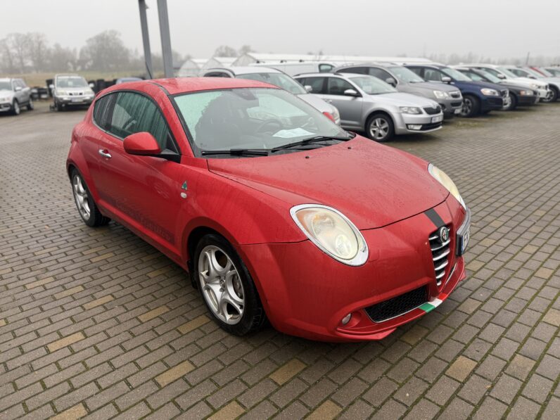 
								ALFA ROMEO MITO pilns									