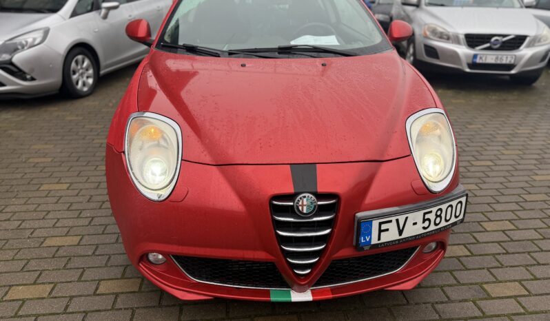 
								ALFA ROMEO MITO pilns									