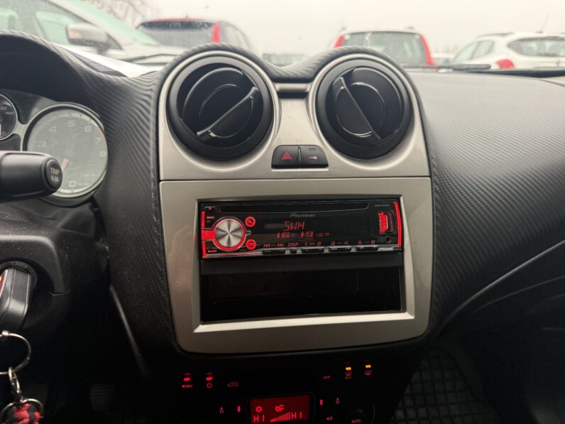 
								ALFA ROMEO MITO pilns									