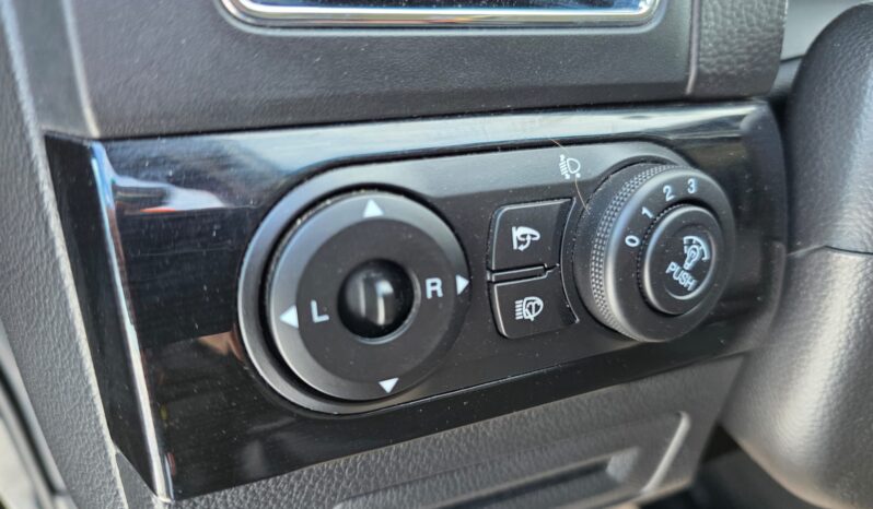 
								CHEVROLET CAPTIVA pilns									