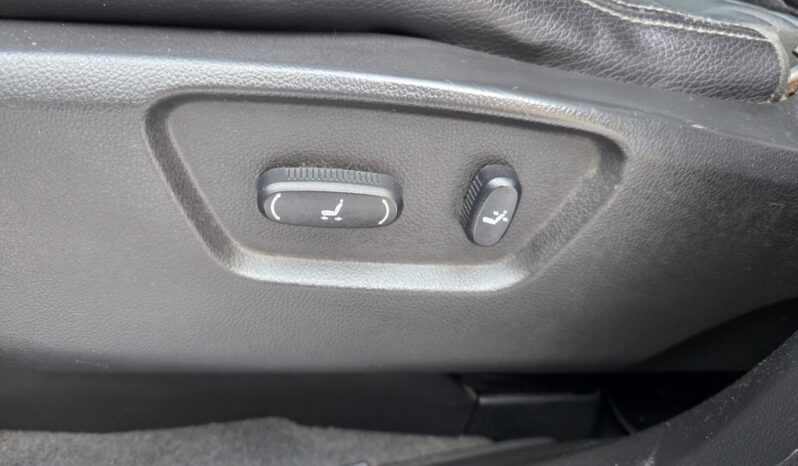 
								CHEVROLET CAPTIVA pilns									