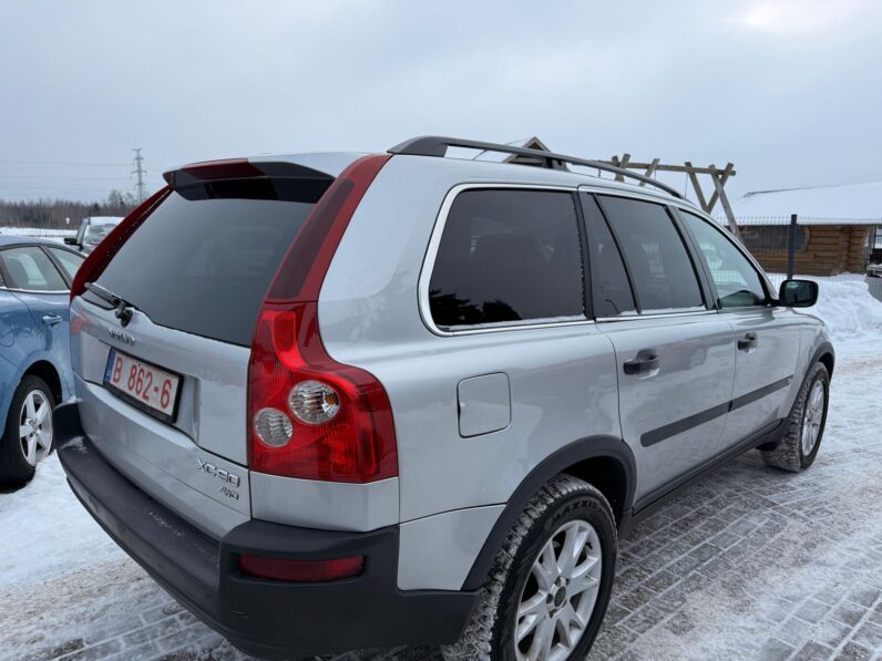 
								VOLVO XC90 pilns									