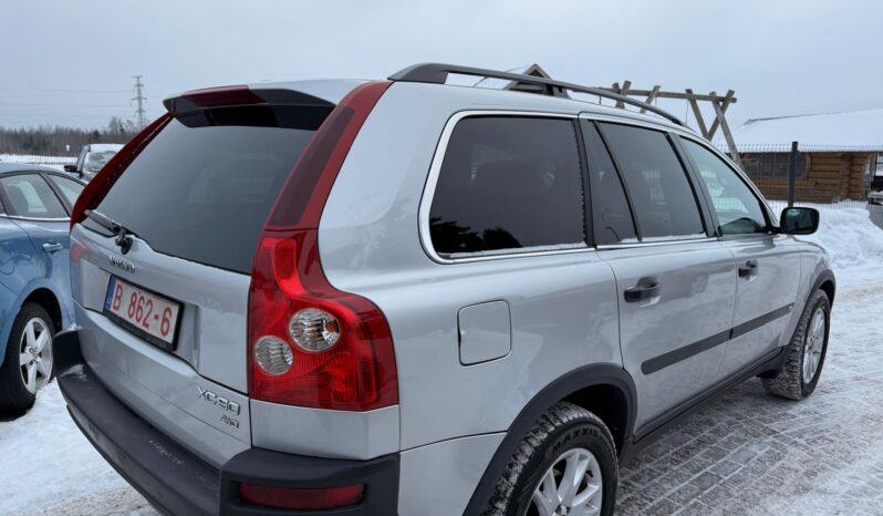 
								VOLVO XC90 pilns									