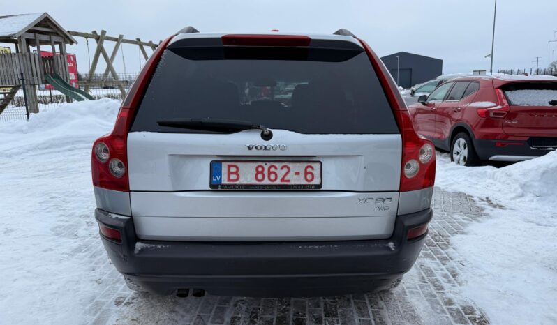 
								VOLVO XC90 pilns									