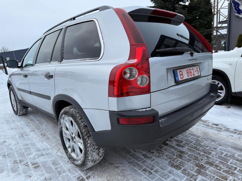 
								VOLVO XC90 pilns									