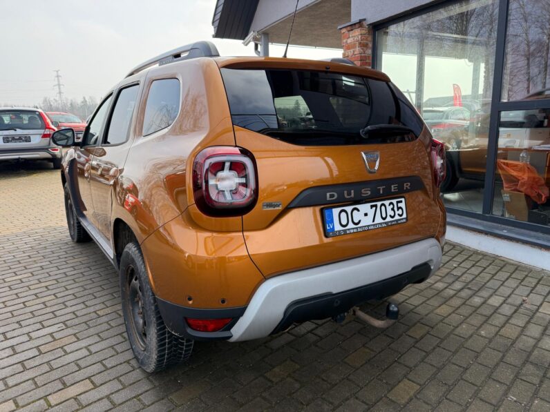
								DACIA DUSTER pilns									