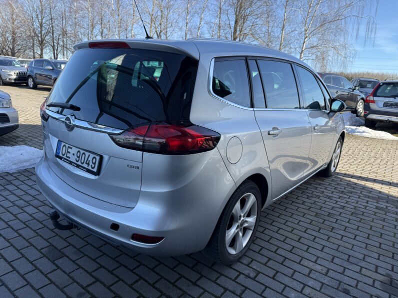 
								OPEL ZAFIRA TOURER pilns									