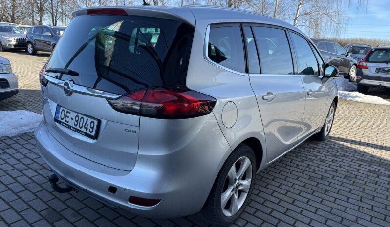 
								OPEL ZAFIRA TOURER pilns									