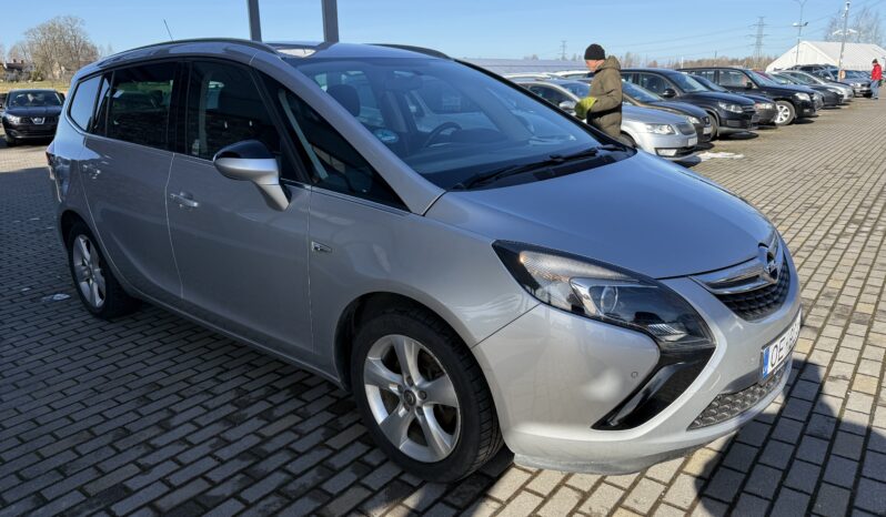
								OPEL ZAFIRA TOURER pilns									