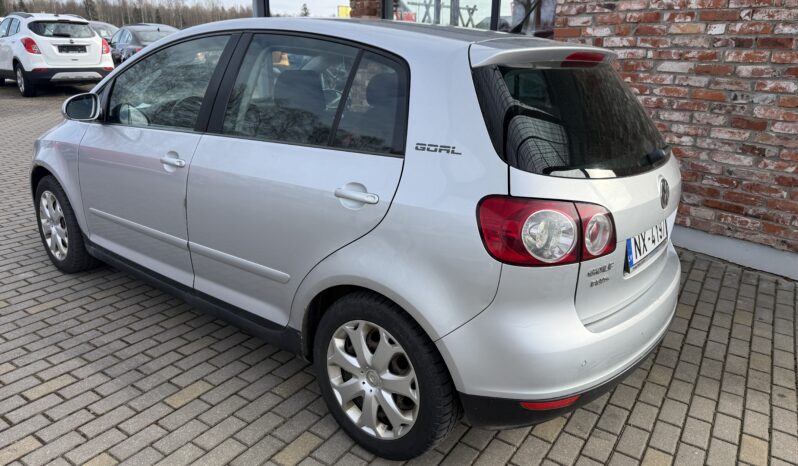 
								VW GOLF PLUS pilns									
