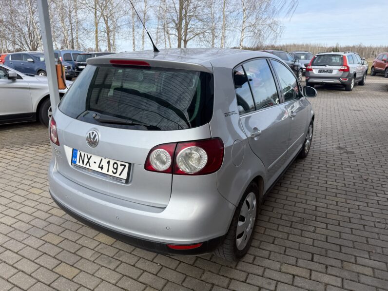 
								VW GOLF PLUS pilns									