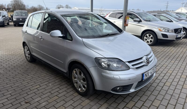 
								VW GOLF PLUS pilns									
