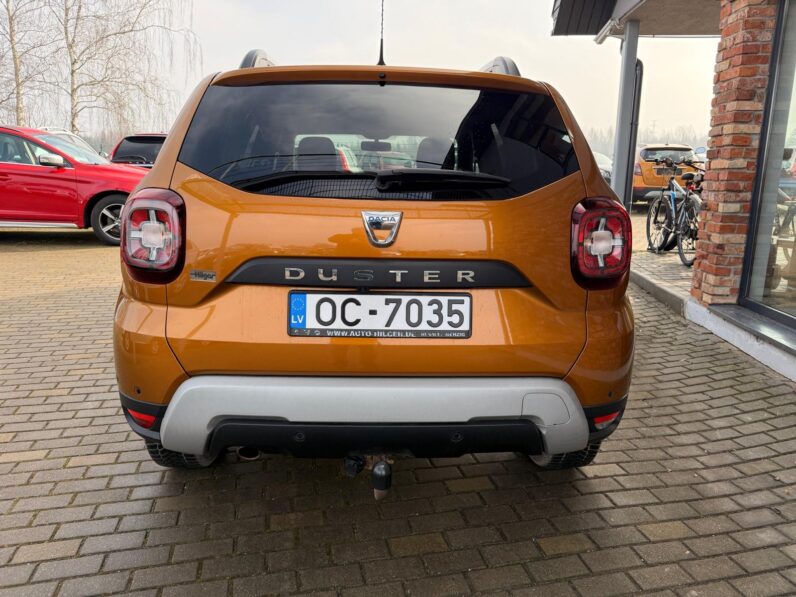 
								DACIA DUSTER pilns									