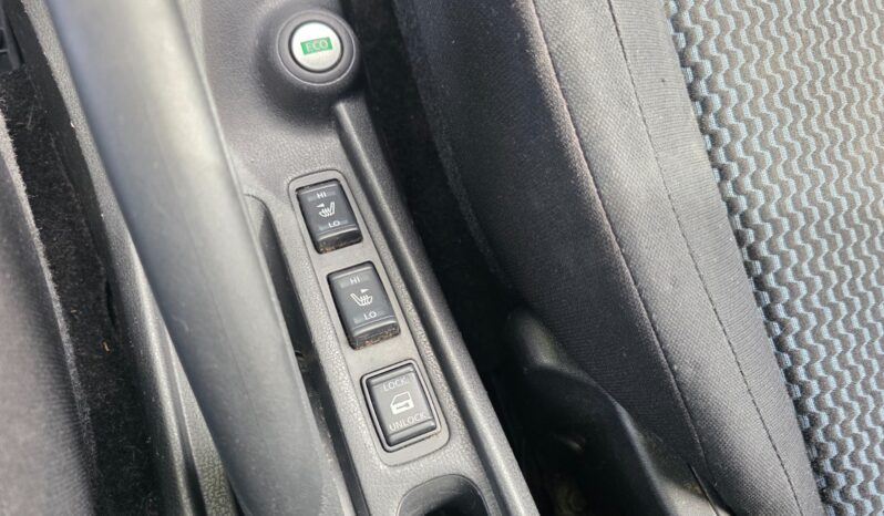 
								NISSAN NOTE pilns									