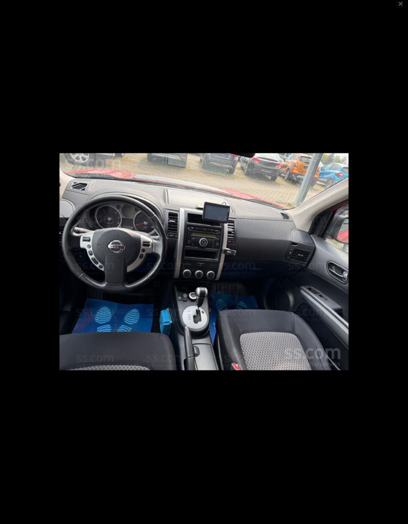 
								NISSAN X-TRAIL pilns									