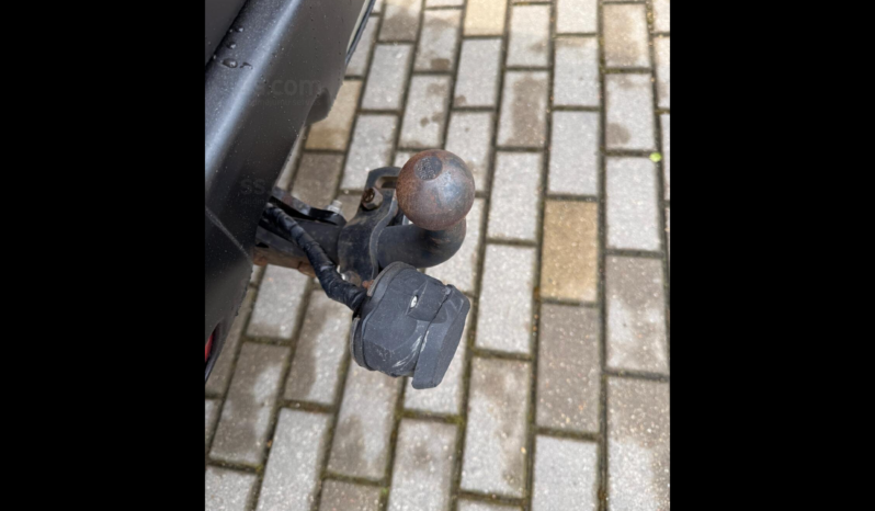 
								NISSAN X-TRAIL pilns									