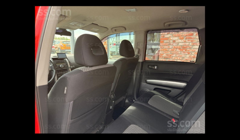 
								NISSAN X-TRAIL pilns									