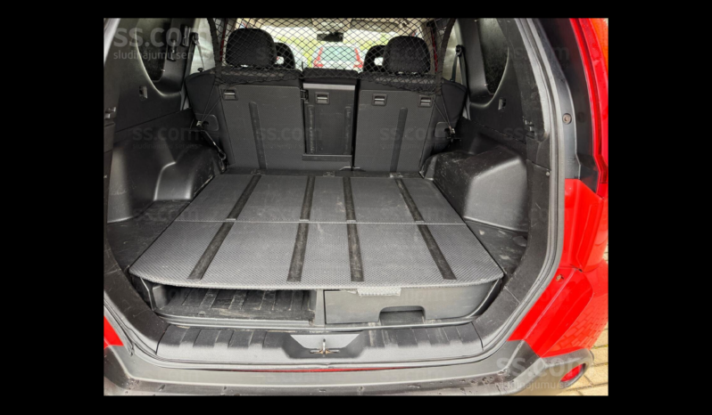 
								NISSAN X-TRAIL pilns									