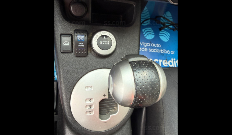 
								NISSAN X-TRAIL pilns									