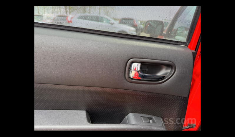 
								NISSAN X-TRAIL pilns									