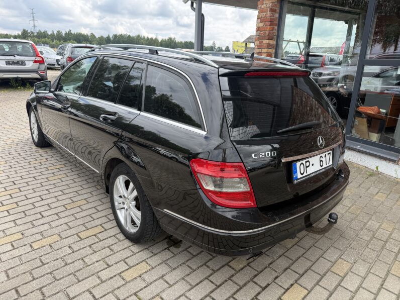 
								MERCEDES BENZ C200 CDI pilns									