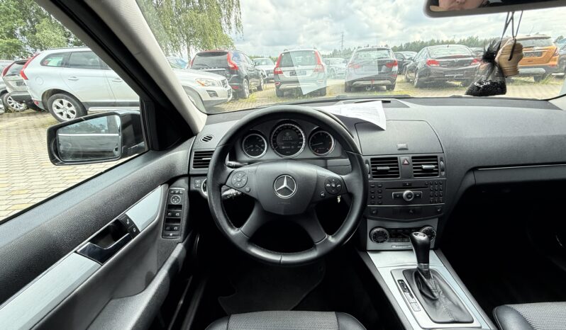 
								MERCEDES BENZ C200 CDI pilns									