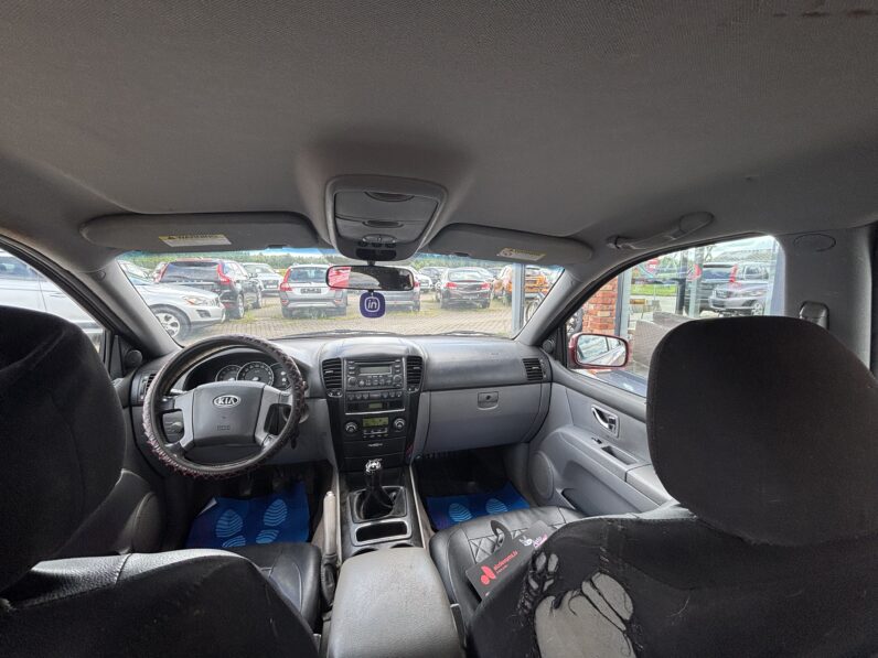 
								KIA SORENTO pilns									
