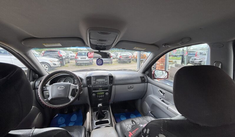 
								KIA SORENTO pilns									
