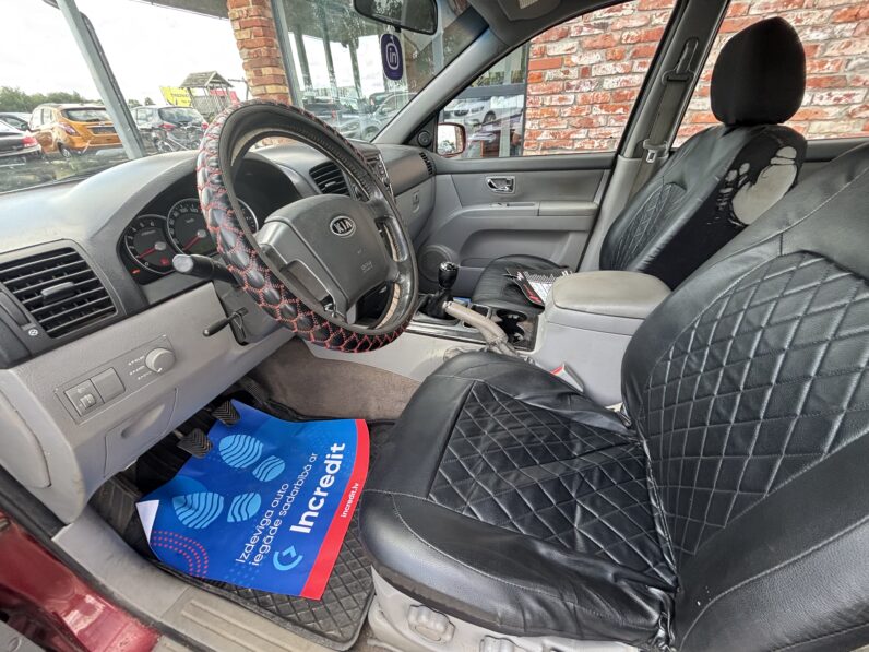 
								KIA SORENTO pilns									