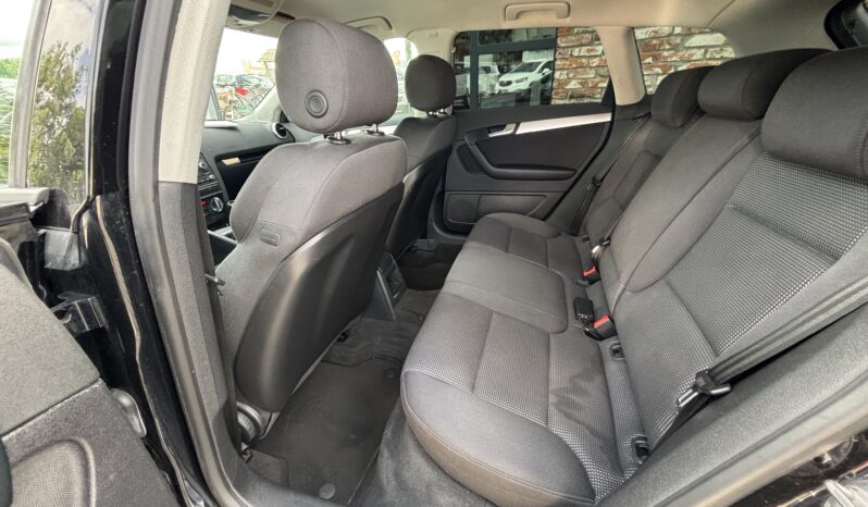 
								AUDI A3 pilns									