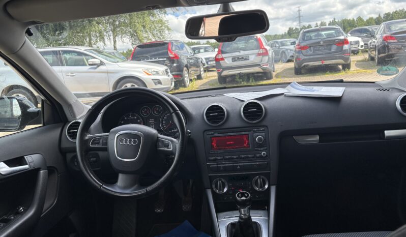 
								AUDI A3 pilns									