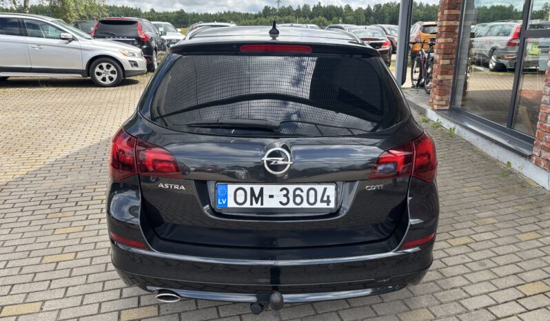
								OPEL ASTRA SPORTS TOURER pilns									