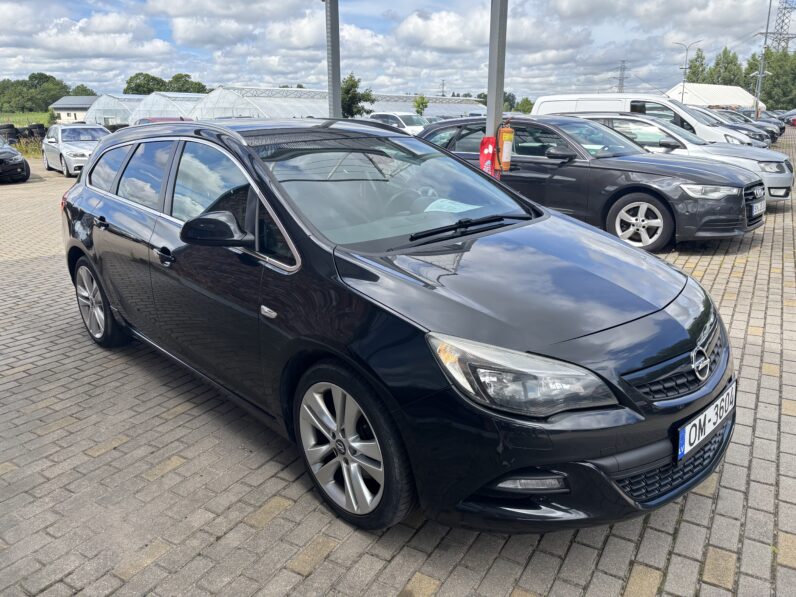 
								OPEL ASTRA SPORTS TOURER pilns									