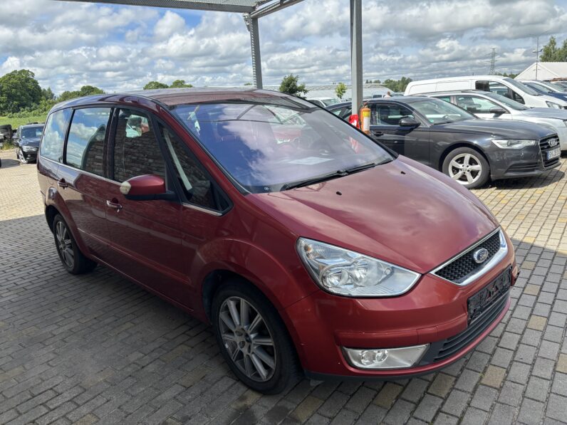 
								FORD GALAXY pilns									