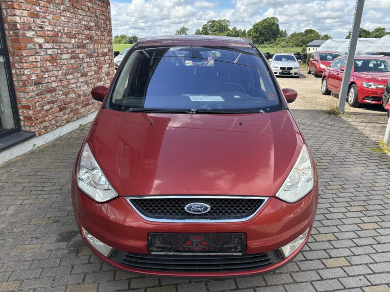 
								FORD GALAXY pilns									
