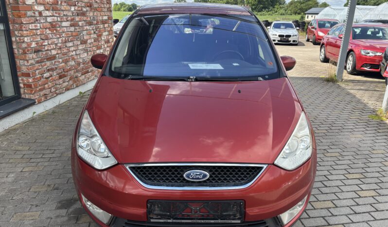 
								FORD GALAXY pilns									