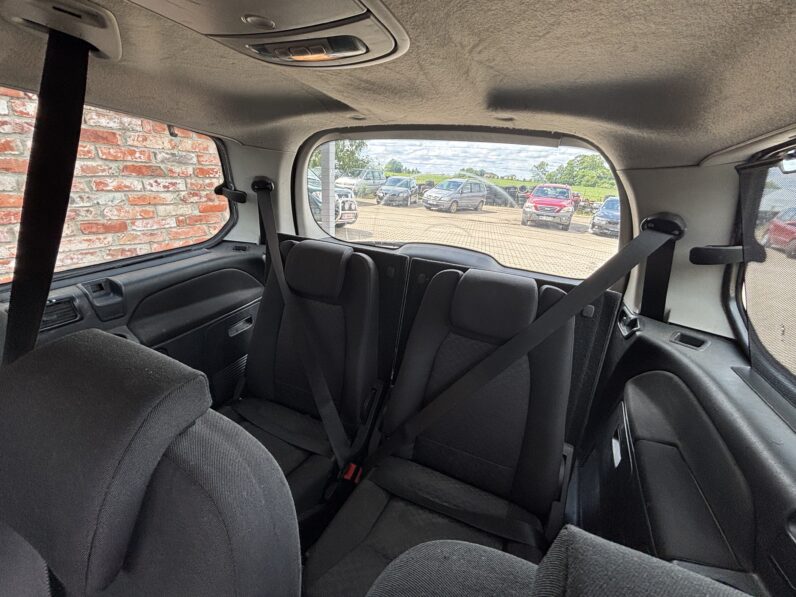 
								FORD GALAXY pilns									