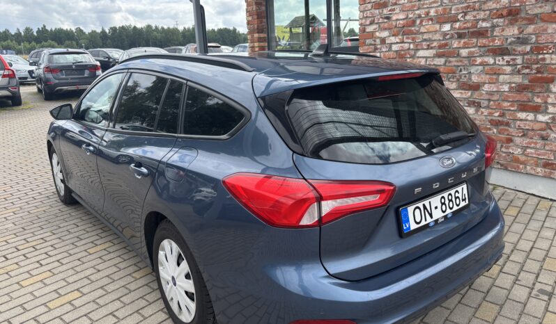 
								FORD FOCUS pilns									