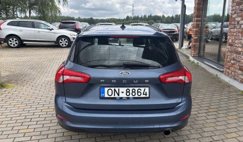 
								FORD FOCUS pilns									