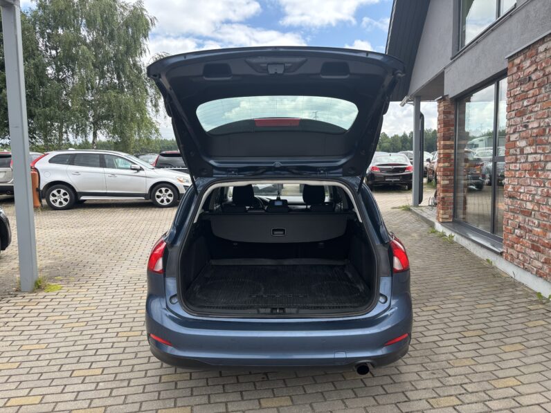 
								FORD FOCUS pilns									