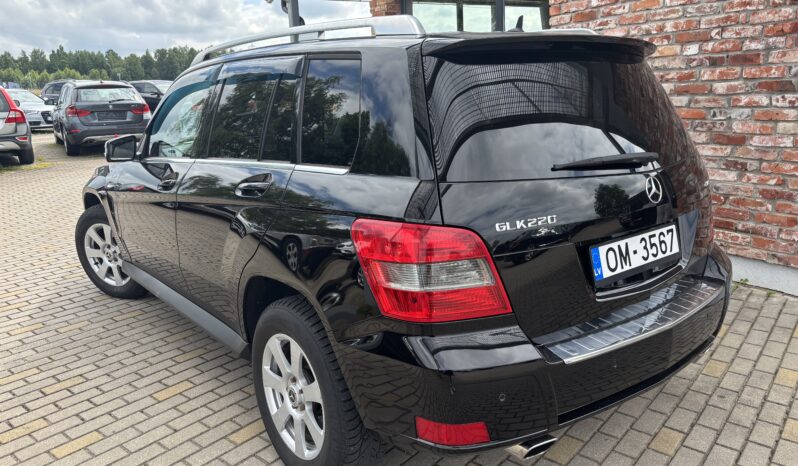 
								MERCEDES BENZ GLK220 pilns									