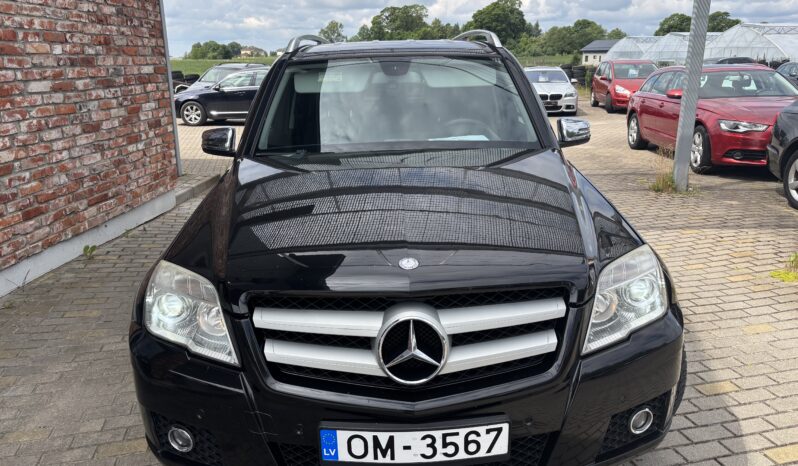 
								MERCEDES BENZ GLK220 pilns									