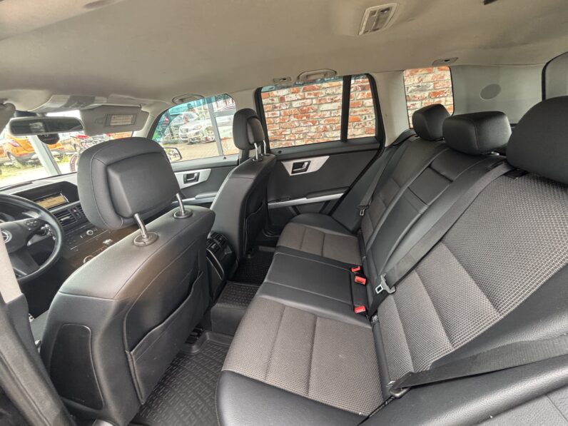 
								FORD FOCUS pilns									