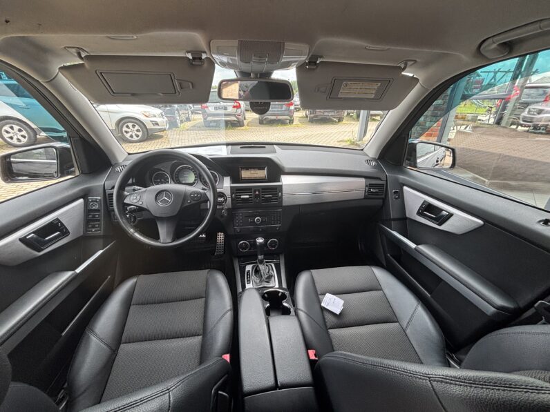 
								MERCEDES BENZ GLK220 pilns									